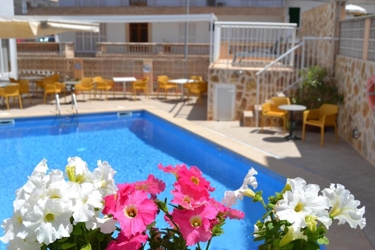 Aparthotel Vista Sol Кала Ратьяда Экстерьер фото