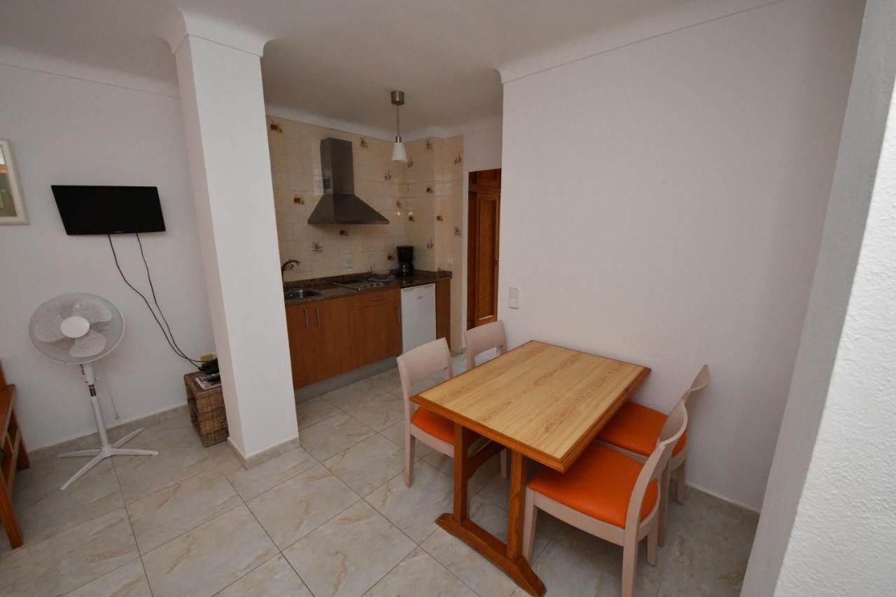 Aparthotel Vista Sol Кала Ратьяда Экстерьер фото